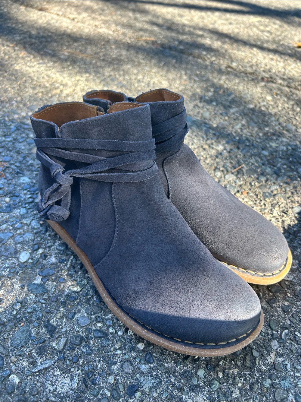Born grey Suede Wrap Ankle Booties new
